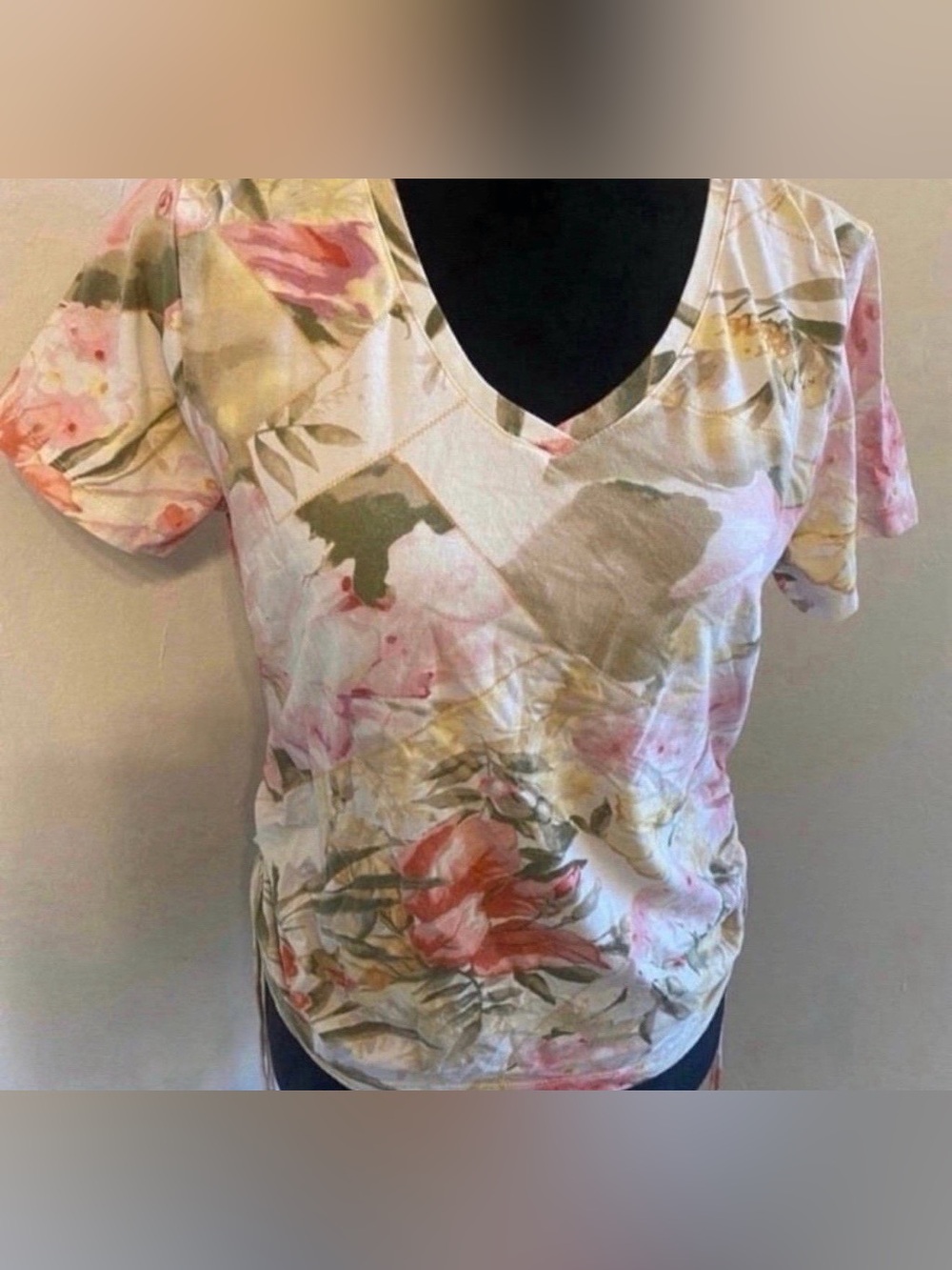 Women’s Floral V-Neck Short Sleeve Top - Pink, Cream & Green (Size L)